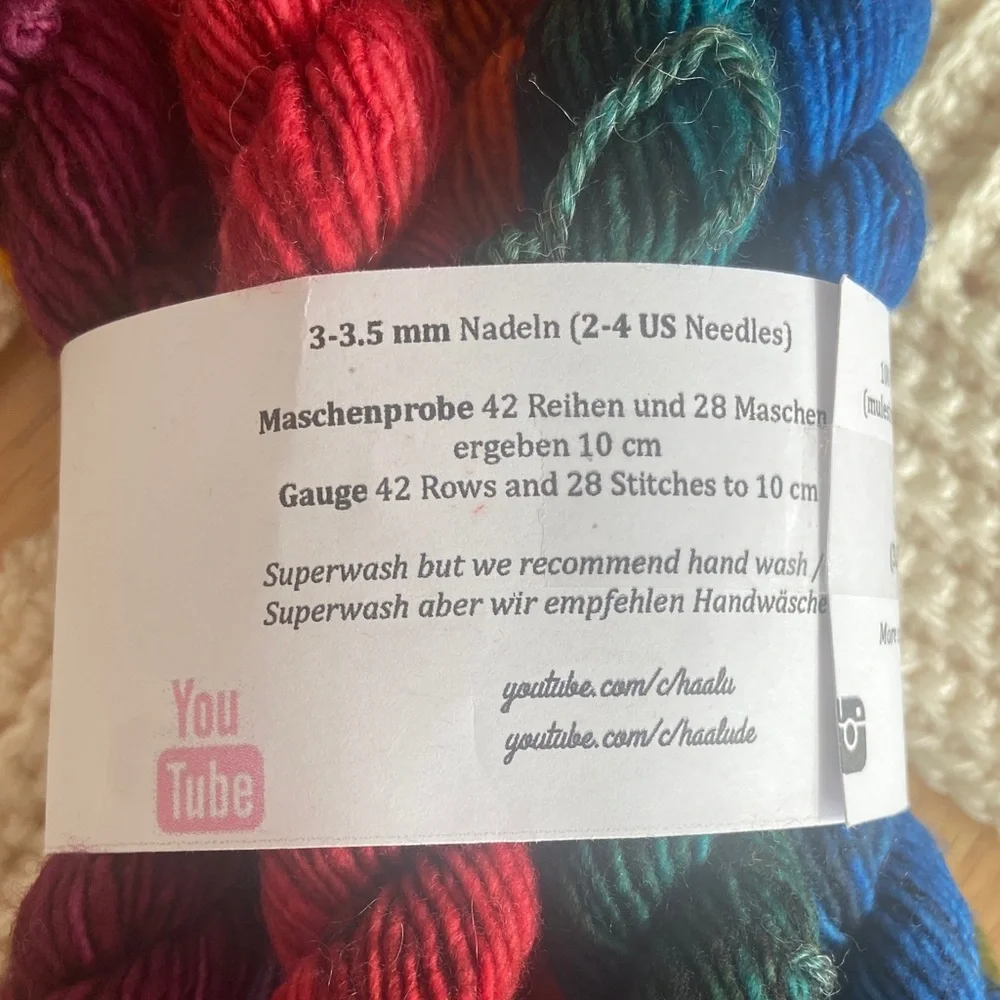 HAALU THE UGLY BUNNY Fall Rainbow mini skein set merino wool - Picture 4 of 10